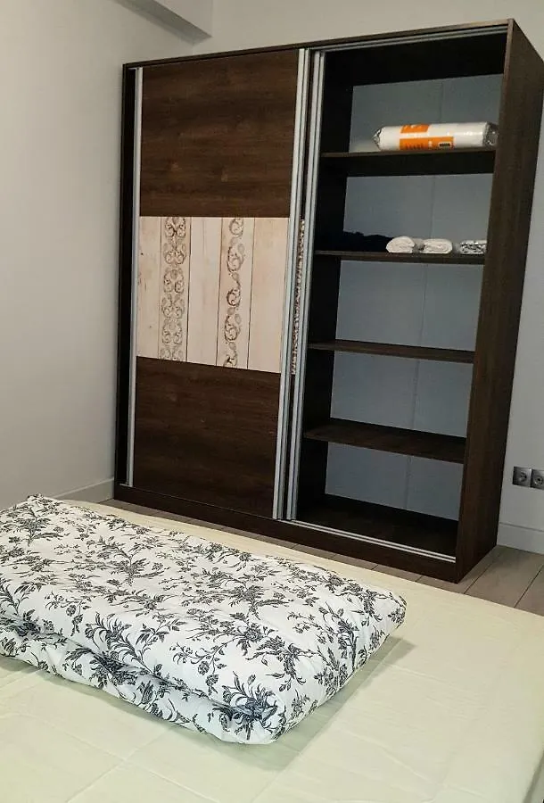Air Residence One Bucharest 0*,